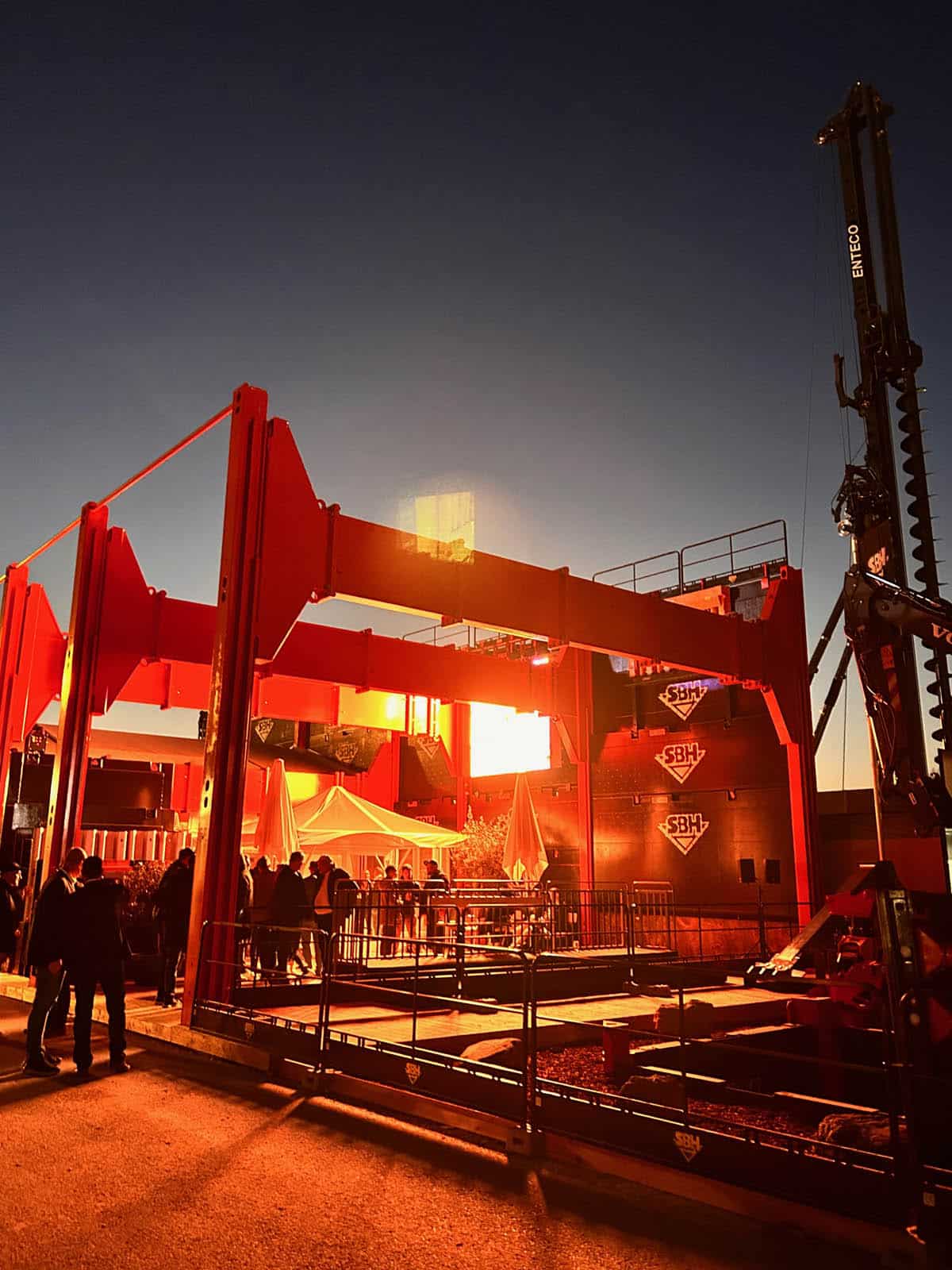 sbh bauma 2025 blindaggi scavi al tramonto